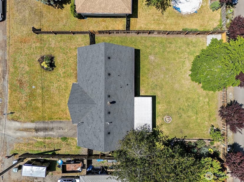 Property photo for 6401 Okanogan Avenue SW, Lakewood photo 22