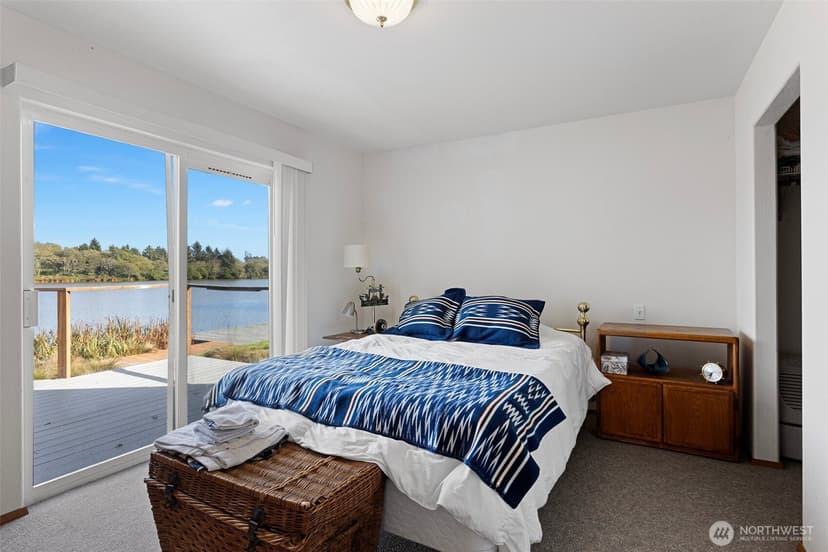 Property photo for 580 Mount Olympus Avenue SE, Ocean Shores photo 21
