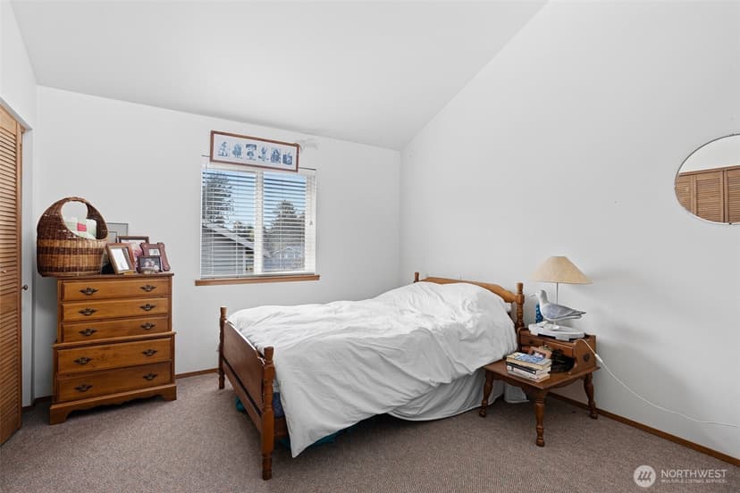 Property photo for 580 Mount Olympus Avenue SE, Ocean Shores photo 27