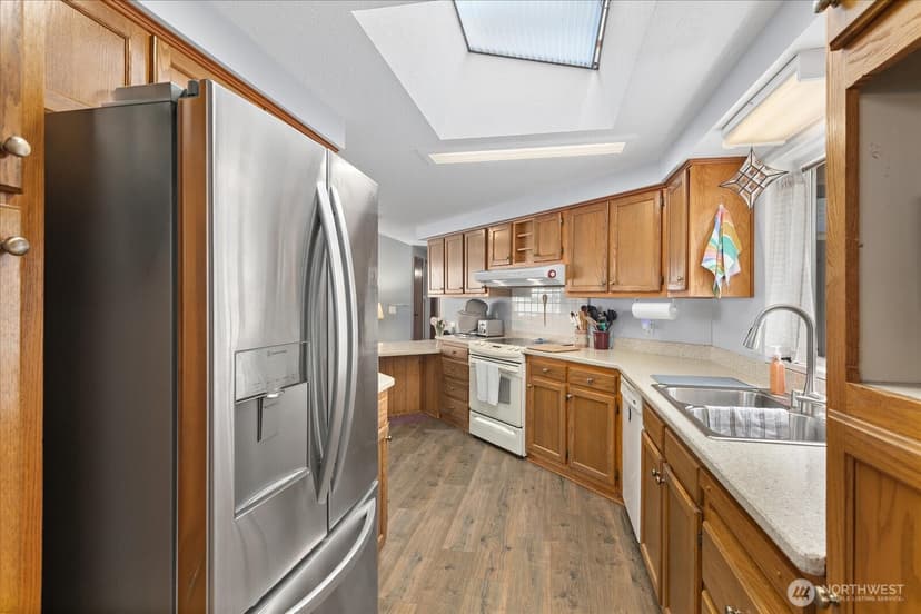Property photo for 24201 8th Place W, Bothell photo 9