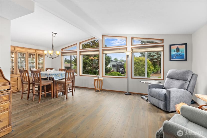 Property photo for 24201 8th Place W, Bothell photo 11