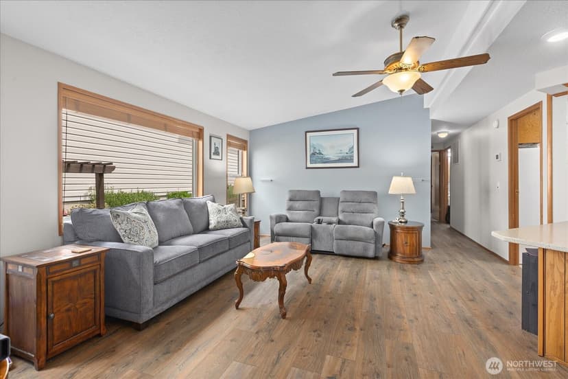 Property photo for 24201 8th Place W, Bothell photo 4