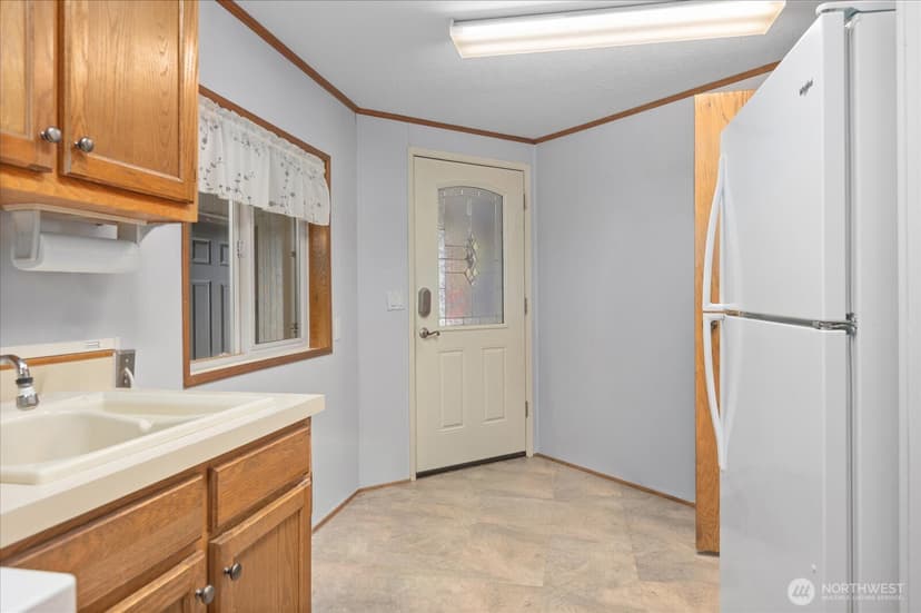 Property photo for 24201 8th Place W, Bothell photo 19