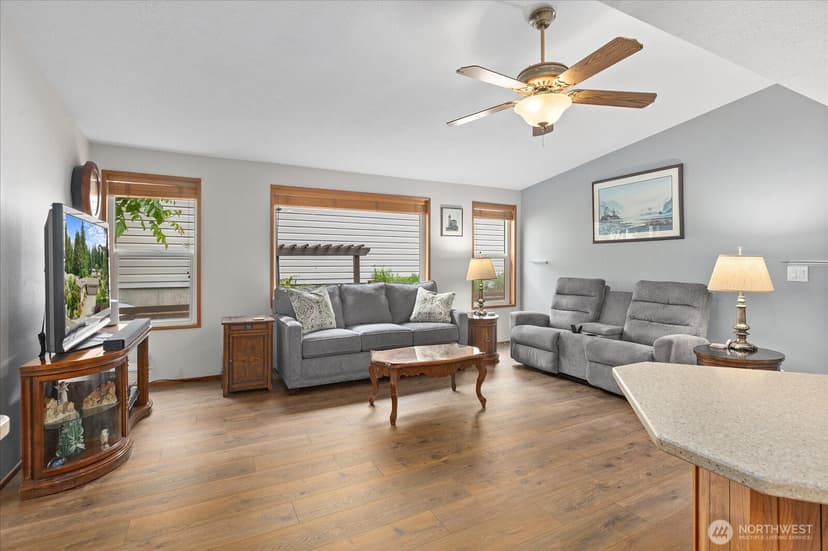 Property photo for 24201 8th Place W, Bothell photo 5