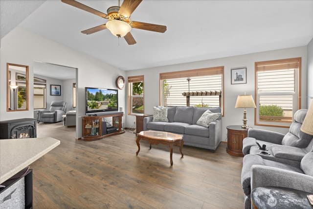 Property photo for 24201 8th Place W, Bothell photo 3