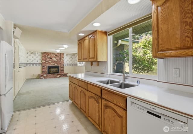 Property photo for 18109 128th Place SE, Snohomish photo 5