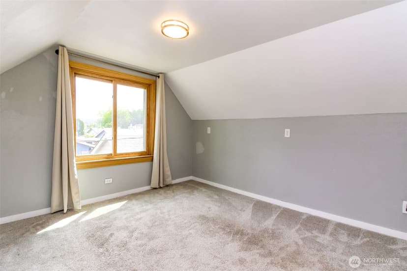 Property photo for 1220 9th Ave SW, Puyallup photo 32