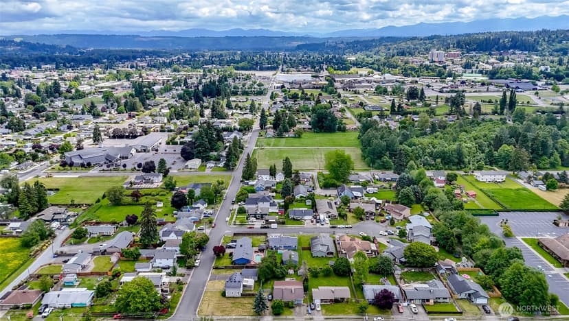 Property photo for 1220 9th Ave SW, Puyallup photo 10