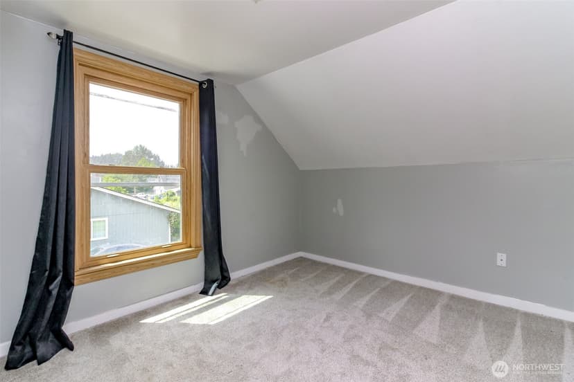 Property photo for 1220 9th Ave SW, Puyallup photo 36