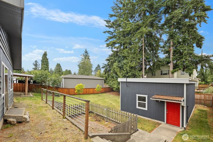 Property photo for 2119 Aberdeen Avenue NE, Renton photo 32