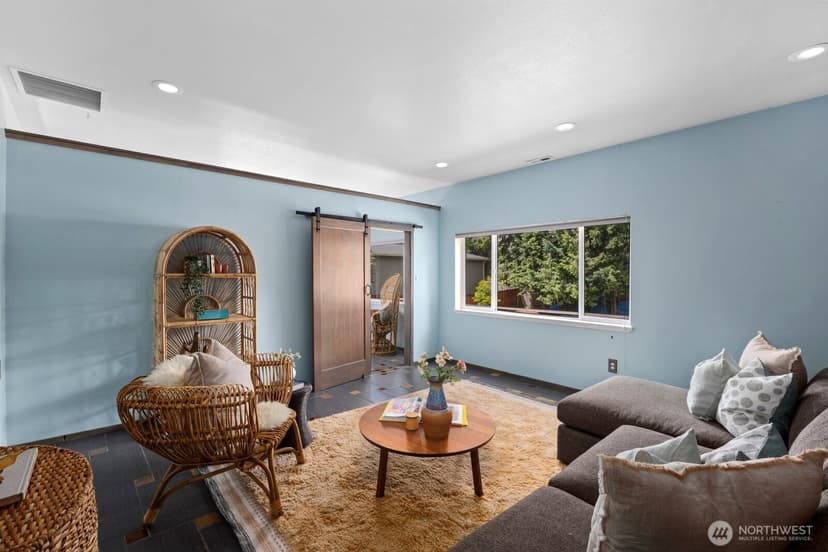 Property photo for 2119 Aberdeen Avenue NE, Renton photo 16