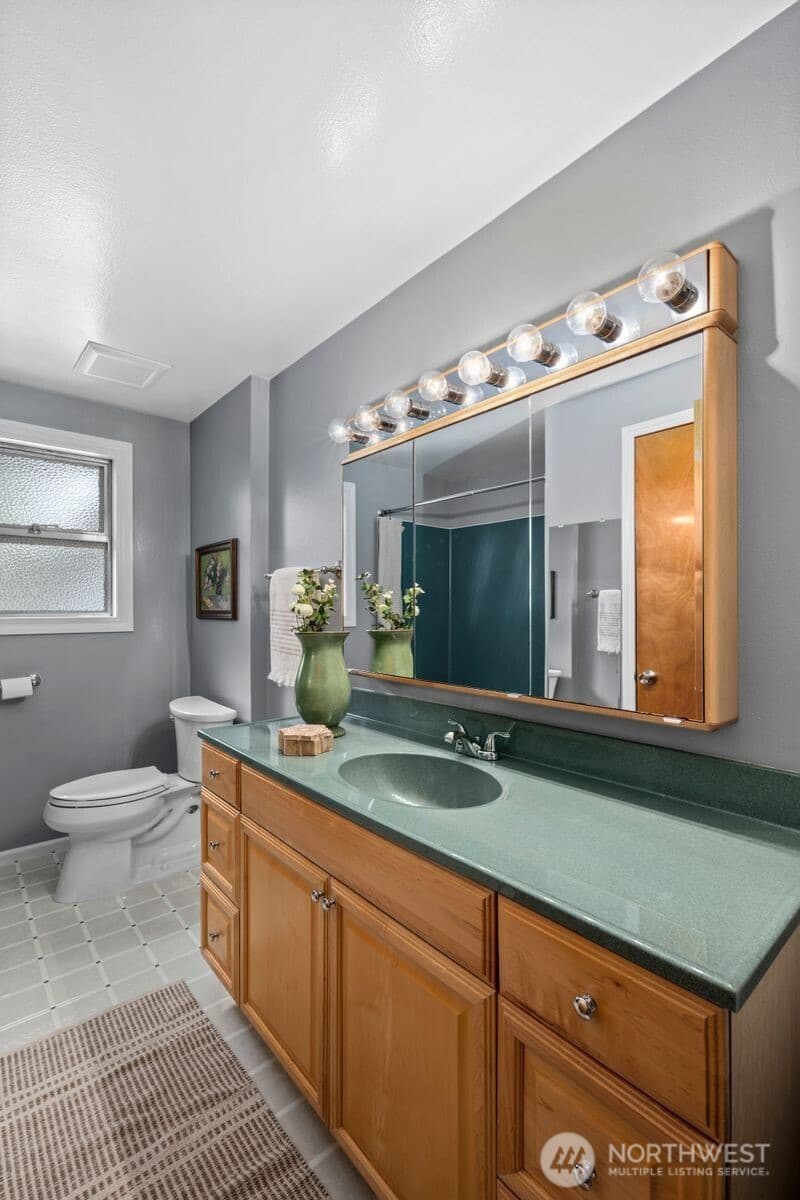 Property photo for 2119 Aberdeen Avenue NE, Renton photo 24