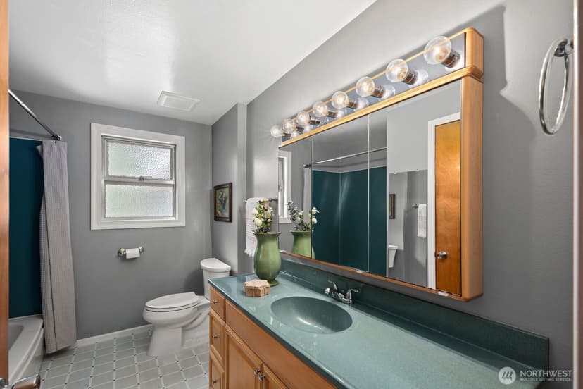 Property photo for 2119 Aberdeen Avenue NE, Renton photo 23