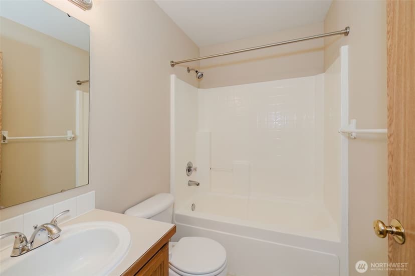 Property photo for 4024 152nd Street Ct E, Tacoma photo 18