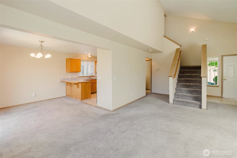 Property photo for 4024 152nd Street Ct E, Tacoma photo 6