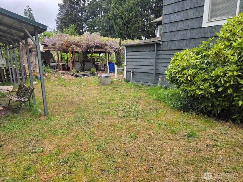 Property photo for 2500 S 208th Street, SeaTac photo 6