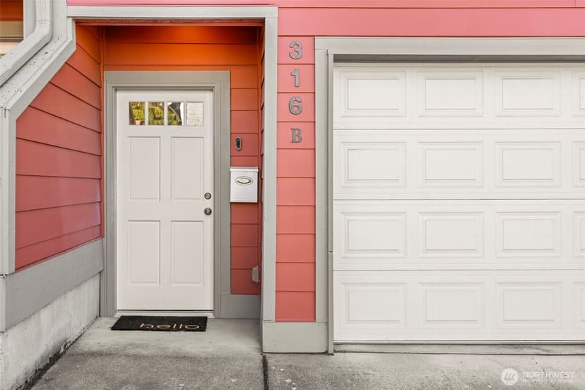 Property photo for 316 W Barrett Street #B, Seattle photo 2