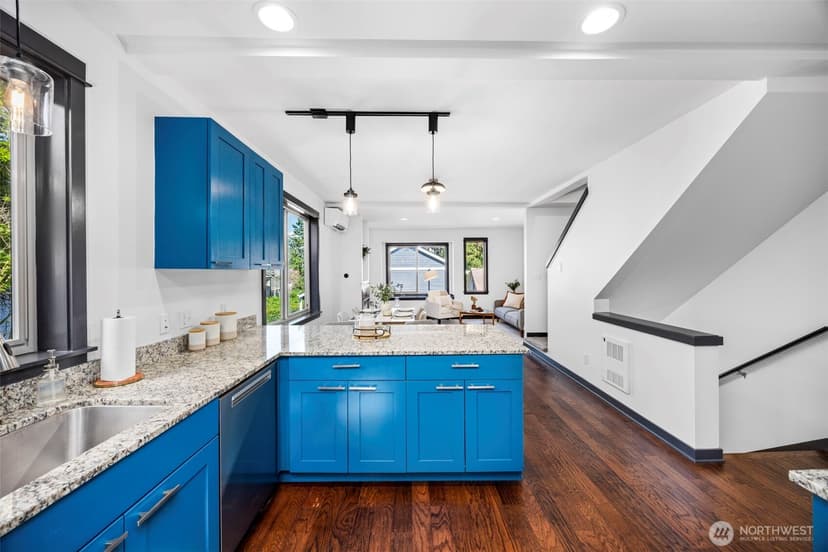 Property photo for 316 W Barrett Street #B, Seattle photo 5