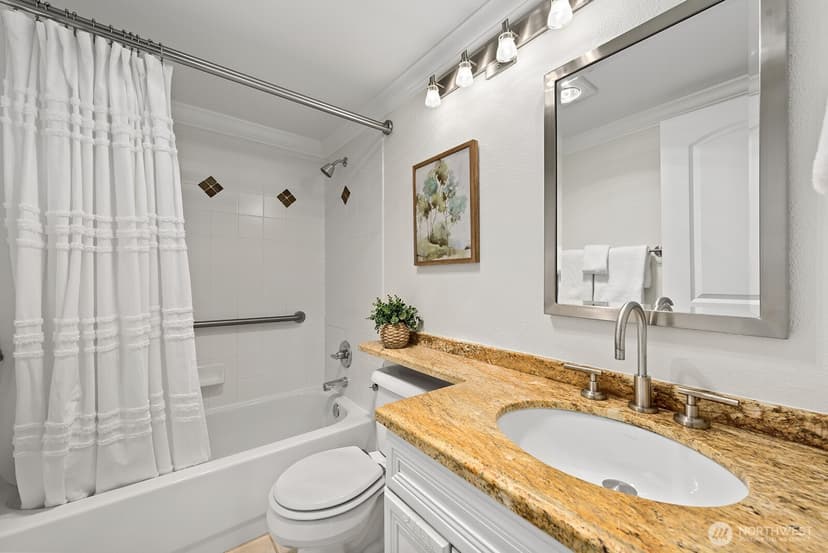 Property photo for 334 Lakeside Avenue S #207, Seattle photo 16