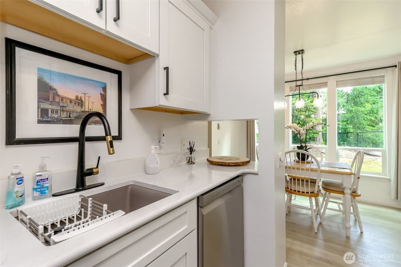 Property photo for 625 N Jackson Street #A-7, Tacoma photo 18