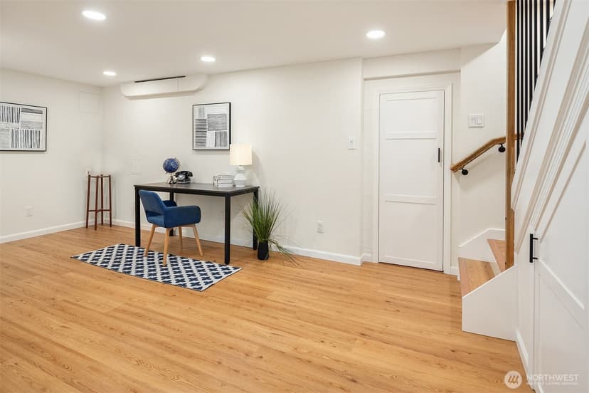 Property photo for 8816 16th Avenue SW, Seattle photo 19