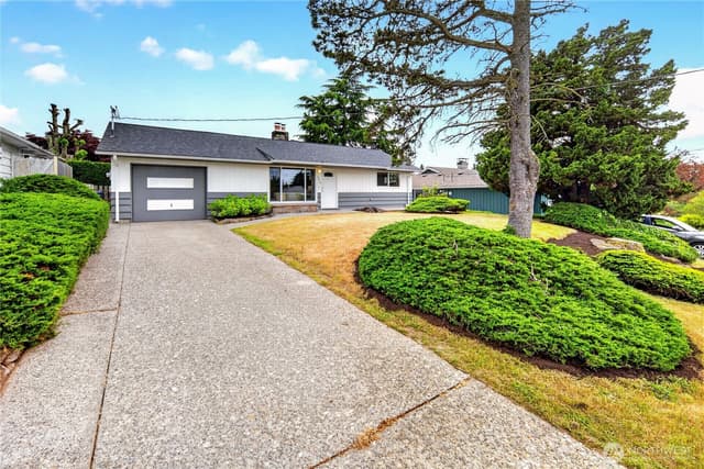 Property photo for 6019 S 118th Place, Seattle photo 3