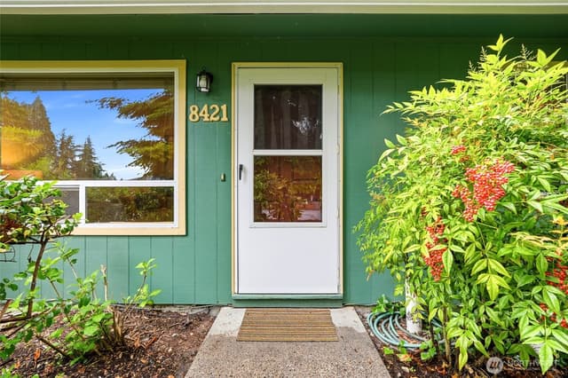 Property photo for 8421 6th Ave SW, Seattle photo 3