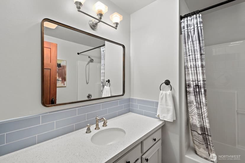 Property photo for 14716 180th Avenue NW, Gig Harbor photo 18