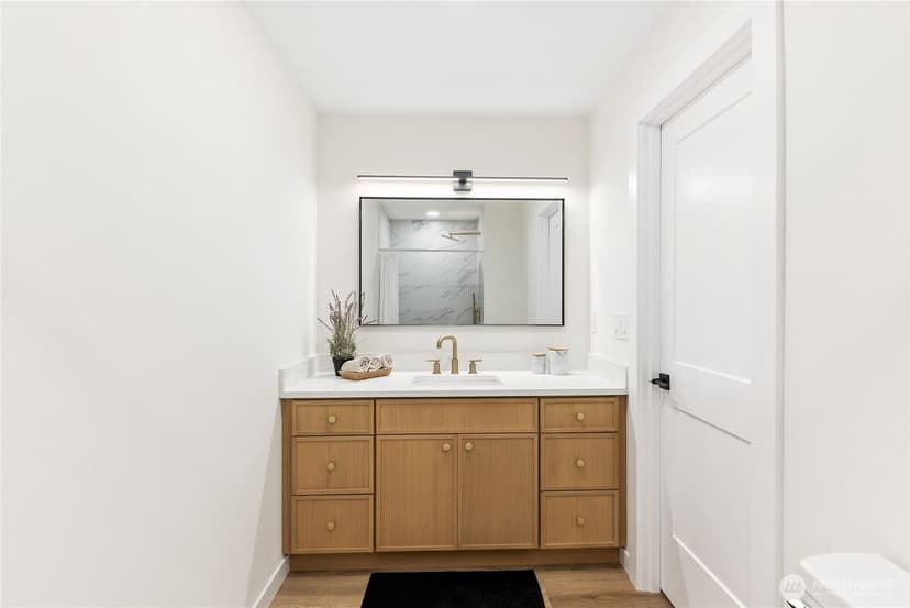 Property photo for 9701 Lake Steilacoom Drive SW, Lakewood photo 24