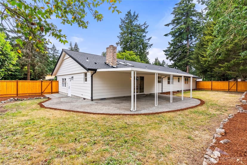 Property photo for 9701 Lake Steilacoom Drive SW, Lakewood photo 32