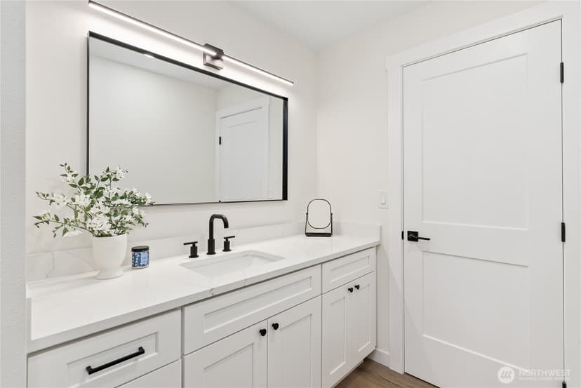 Property photo for 9701 Lake Steilacoom Drive SW, Lakewood photo 29