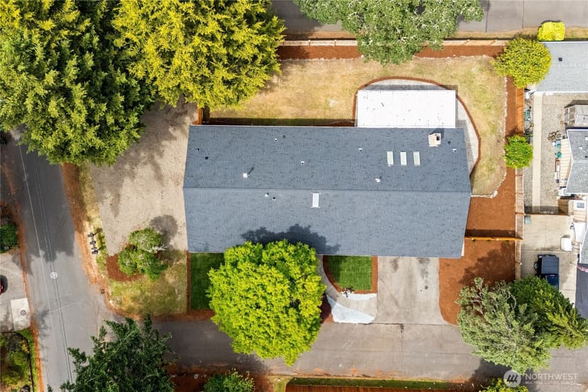 Property photo for 9701 Lake Steilacoom Drive SW, Lakewood photo 38