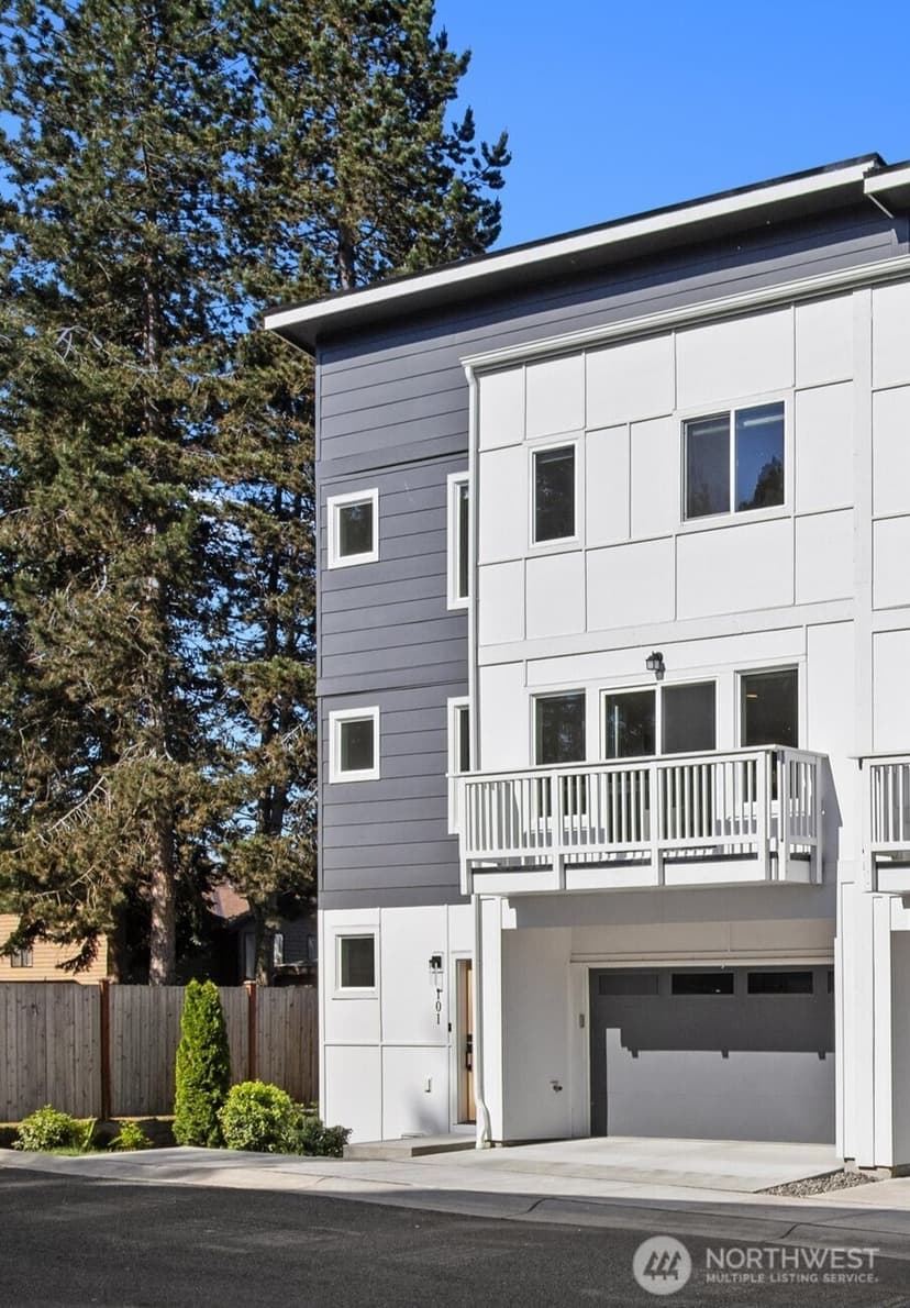 Property photo for 8025 177th Place NE #C101, Kenmore photo 33