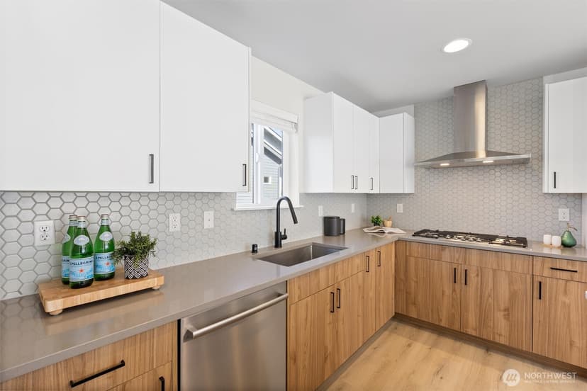 Property photo for 8025 177th Place NE #C101, Kenmore photo 12