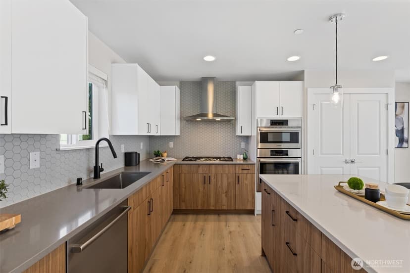 Property photo for 8025 177th Place NE #C101, Kenmore photo 13