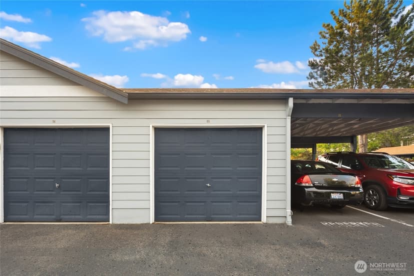 Property photo for 10825 SE 200th Street #B203, Kent photo 17