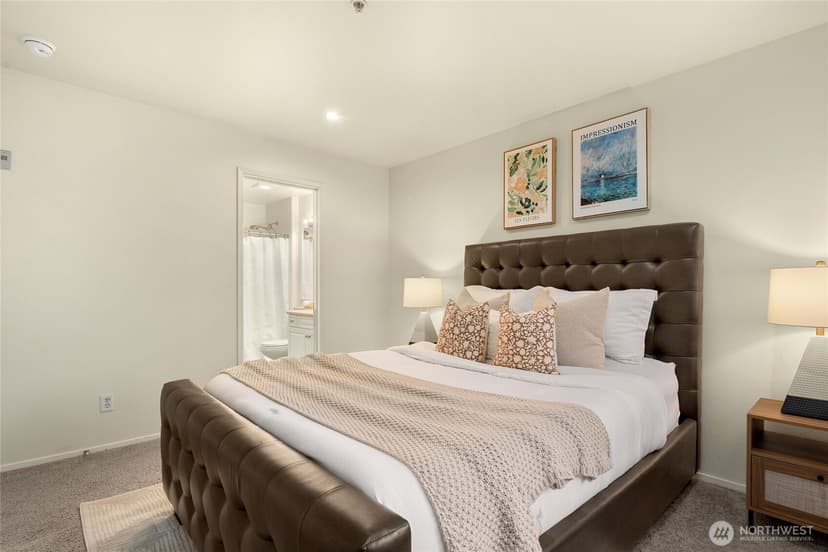 Property photo for 10825 SE 200th Street #B203, Kent photo 11