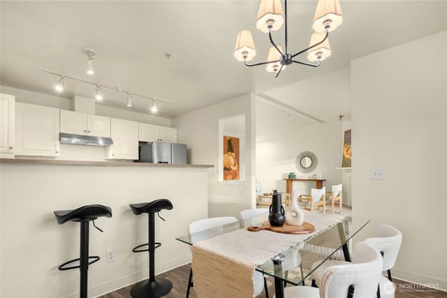 Property photo for 10825 SE 200th Street #B203, Kent photo 4