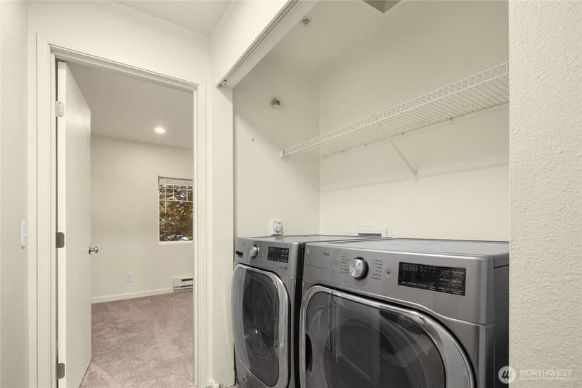 Property photo for 10825 SE 200th Street #B203, Kent photo 14
