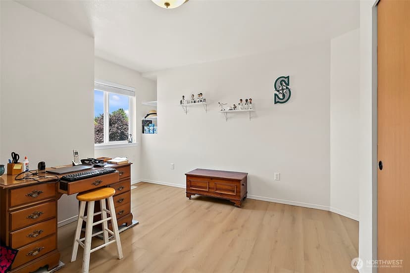 Property photo for 17709 24th Avenue Ct E, Tacoma photo 23