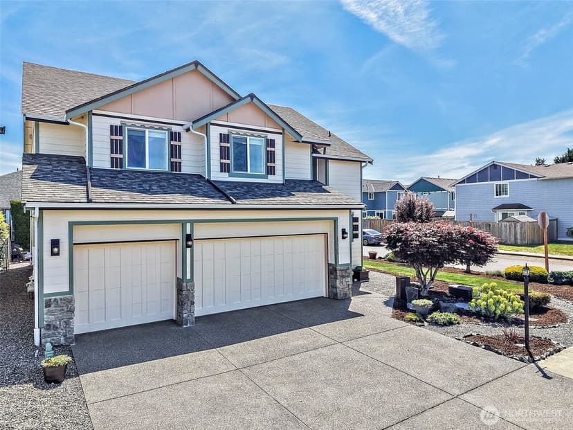 Property photo for 17709 24th Avenue Ct E, Tacoma photo 2