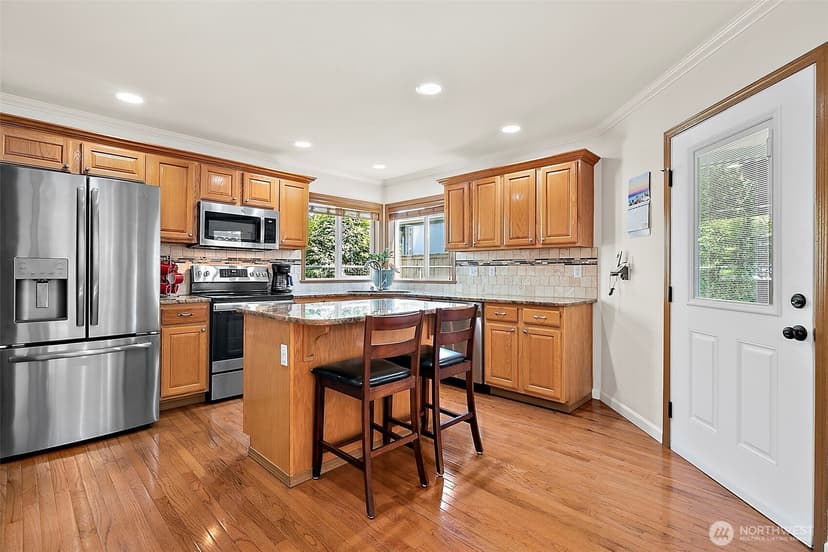 Property photo for 17709 24th Avenue Ct E, Tacoma photo 12