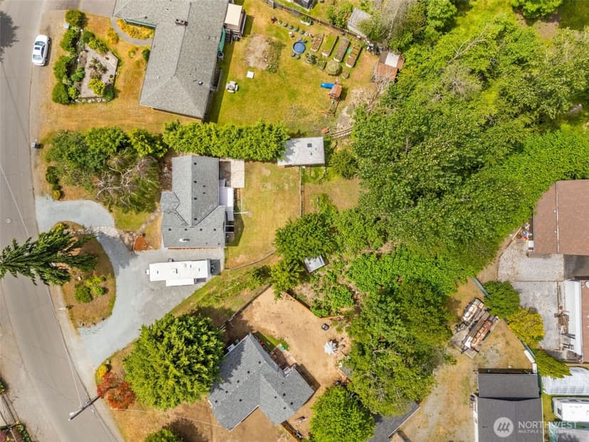Property photo for 626 SW 142nd Street, Burien photo 4