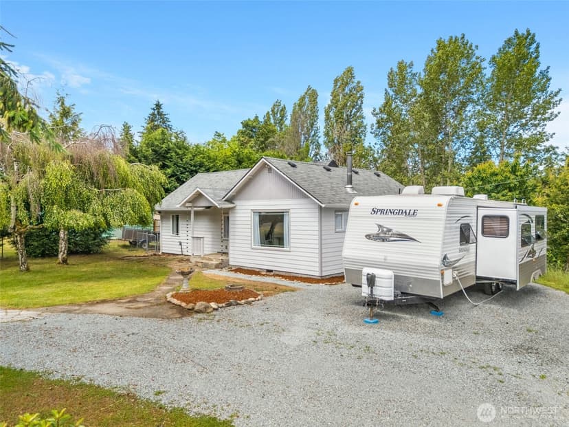 Property photo for 626 SW 142nd Street, Burien photo 2