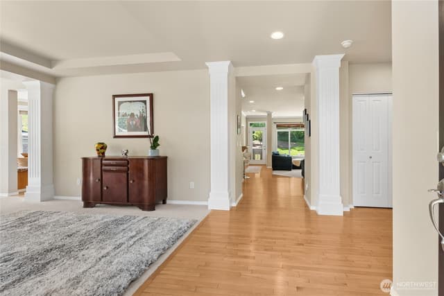 Property photo for 10432 82nd Avenue Ct SW, Lakewood photo 3