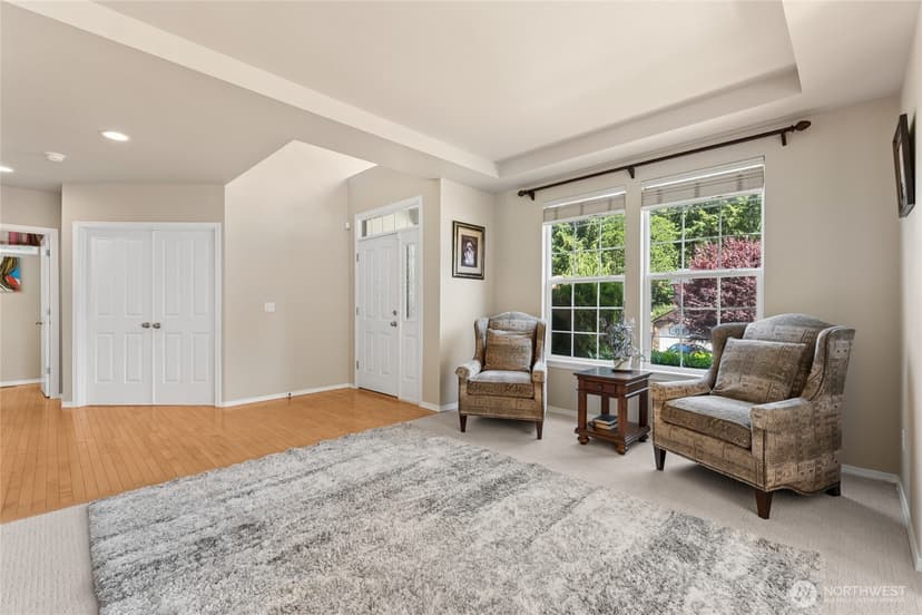 Property photo for 10432 82nd Avenue Ct SW, Lakewood photo 4