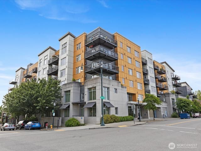 Property photo for 15100 6th Avenue SW #411, Burien photo 2
