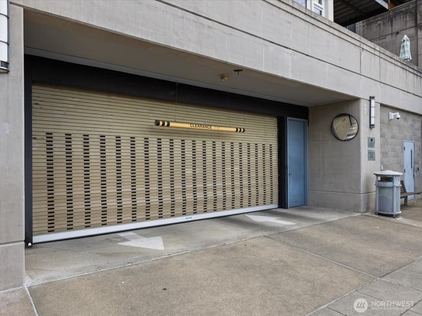 Property photo for 15100 6th Avenue SW #411, Burien photo 26