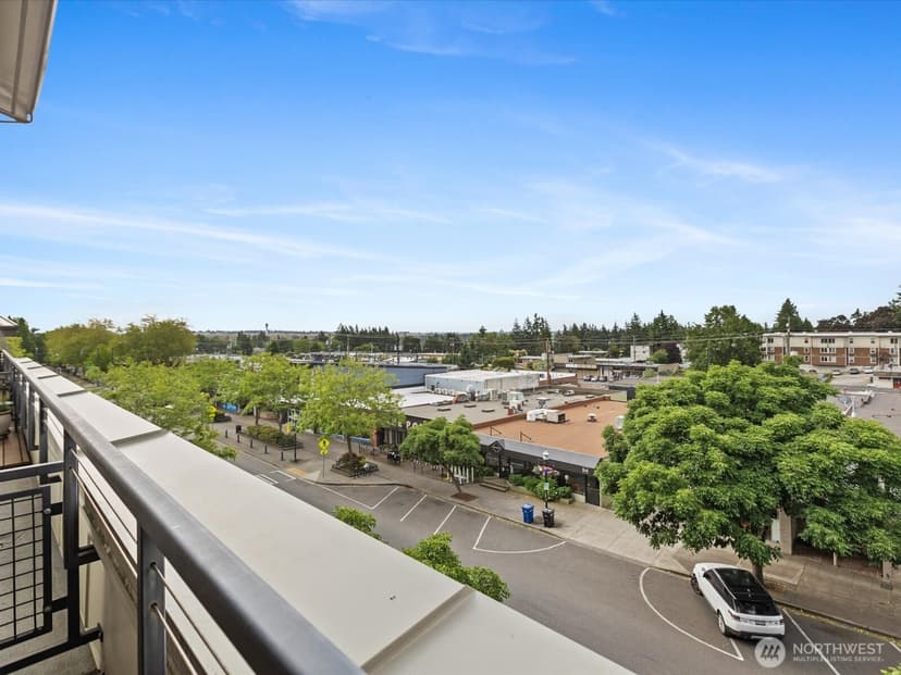 Property photo for 15100 6th Avenue SW #411, Burien photo 19