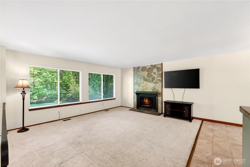 Property photo for 17924 2nd Street E, Lake Tapps photo 6